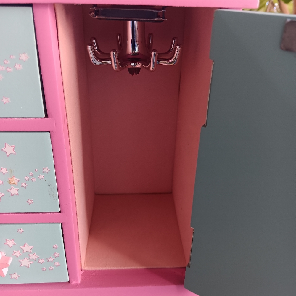 Little Princess Jewelry Box - Picture 3 of 11